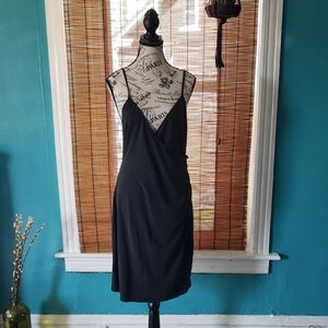 Pre-owned Gentle Fawn Women's Black Slip Dress - Classic V-Neck Intimate